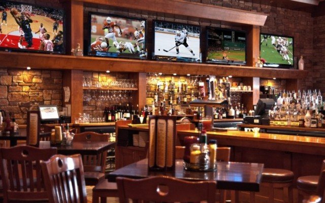 Sports Bars in San Diego | Watch All The Games